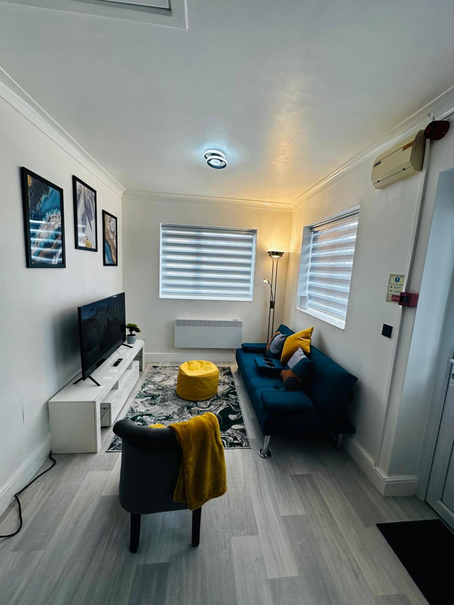 Cozy Haven Your Perfect 1Bed Le2 Leicester Exterior photo